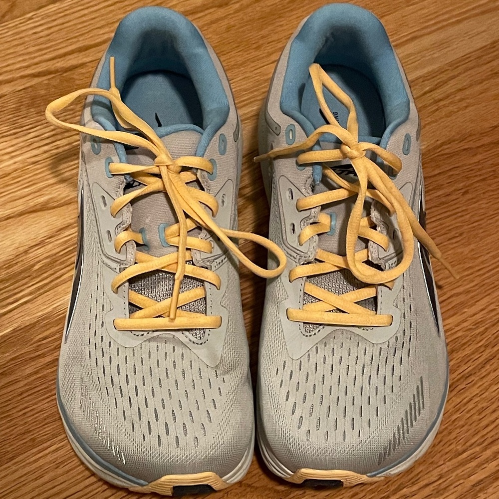 Women’s Altra Via Olympus running shoes